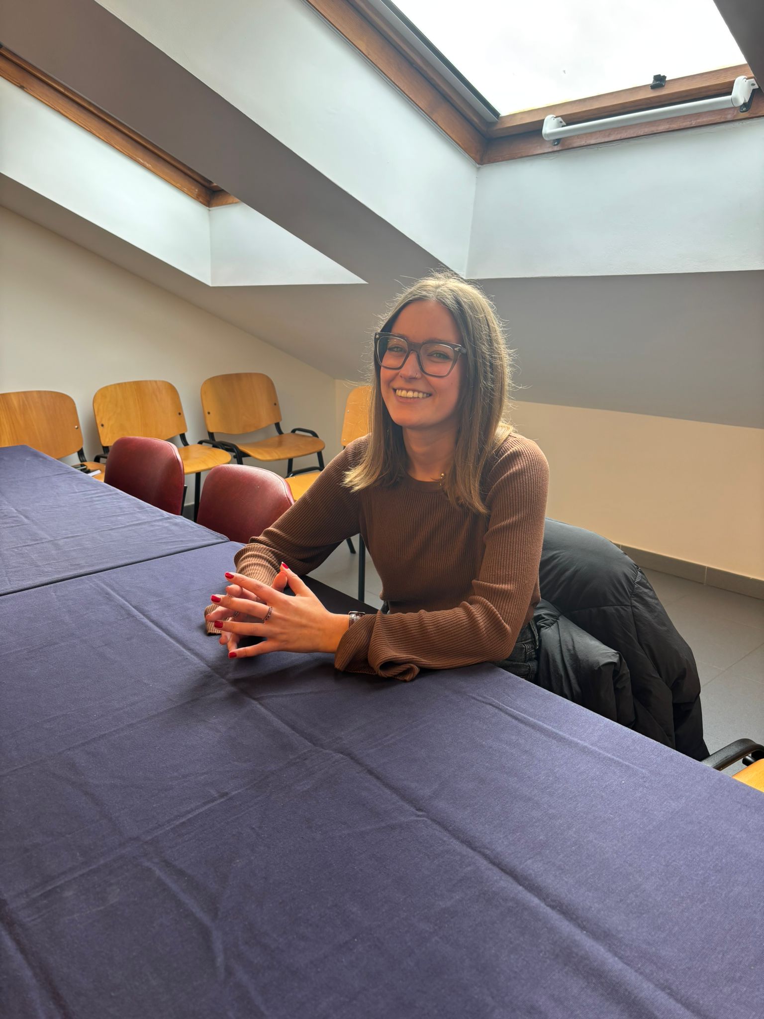 O PSOE da Laracha critica que o concello empregue 21.000€ da Deputación para mercar mesas e cadeiras