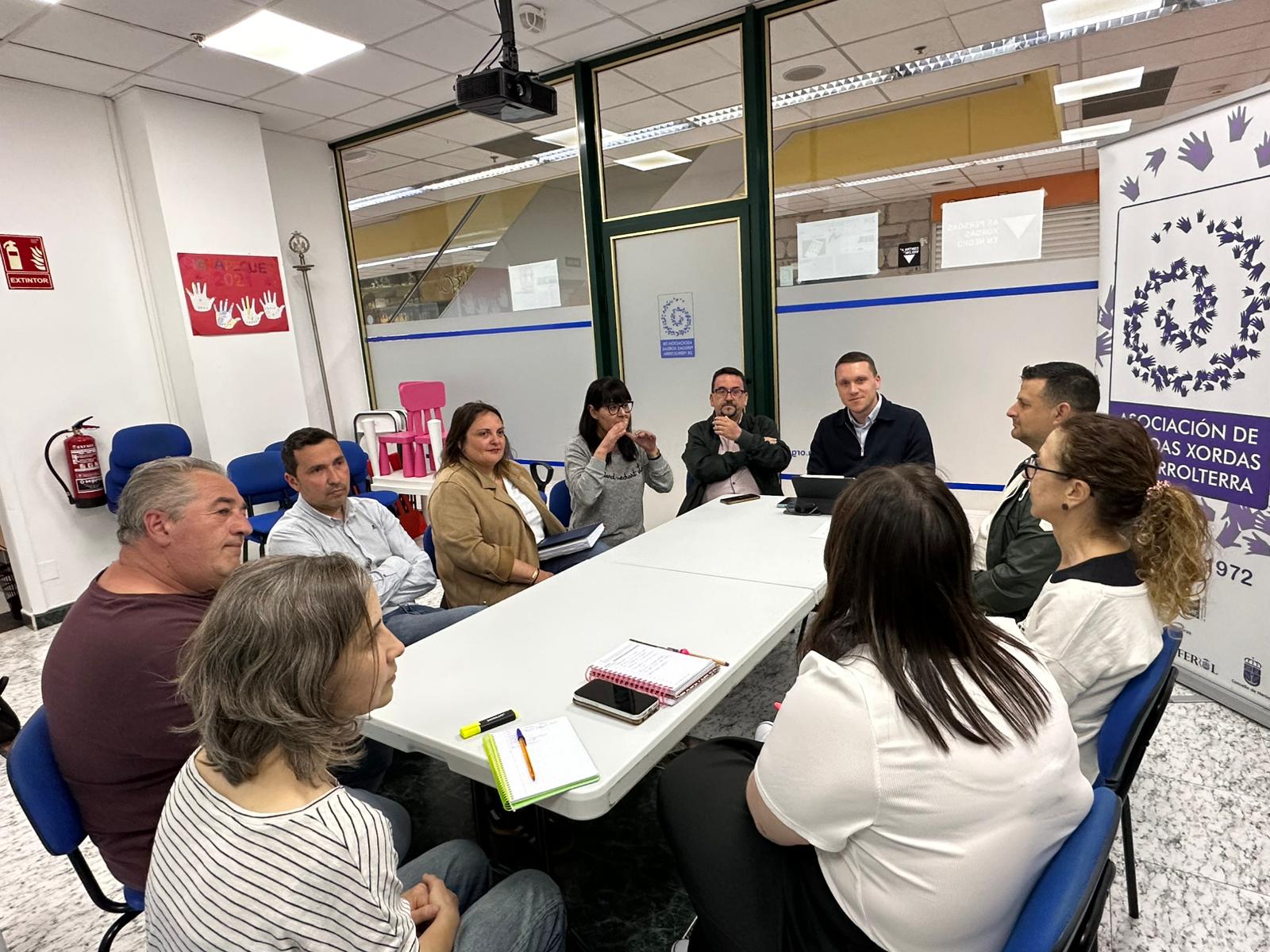 O PSdeG reclámalle á Xunta axudas para a accesibilidade das persoas xordas na preparación de oposicións