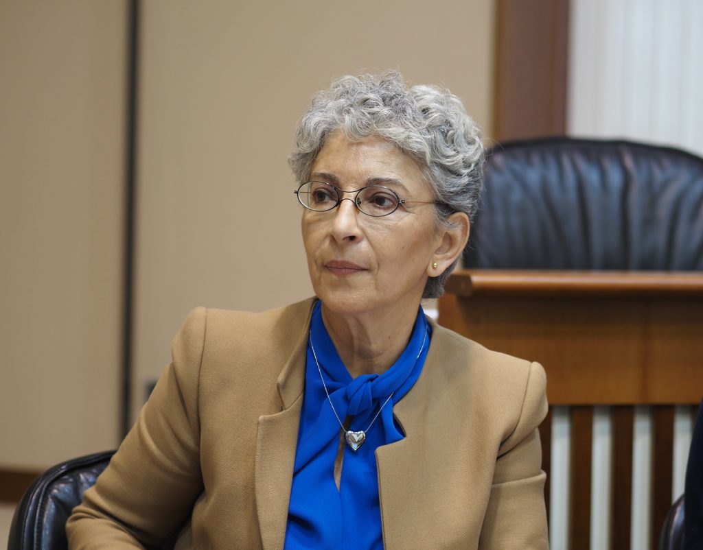 Silvia Longueira reclama liñas de autobús específicas para que o alumnado de FP de Oleiros, Sada e Bergondo poida acudir aos centros de estudo