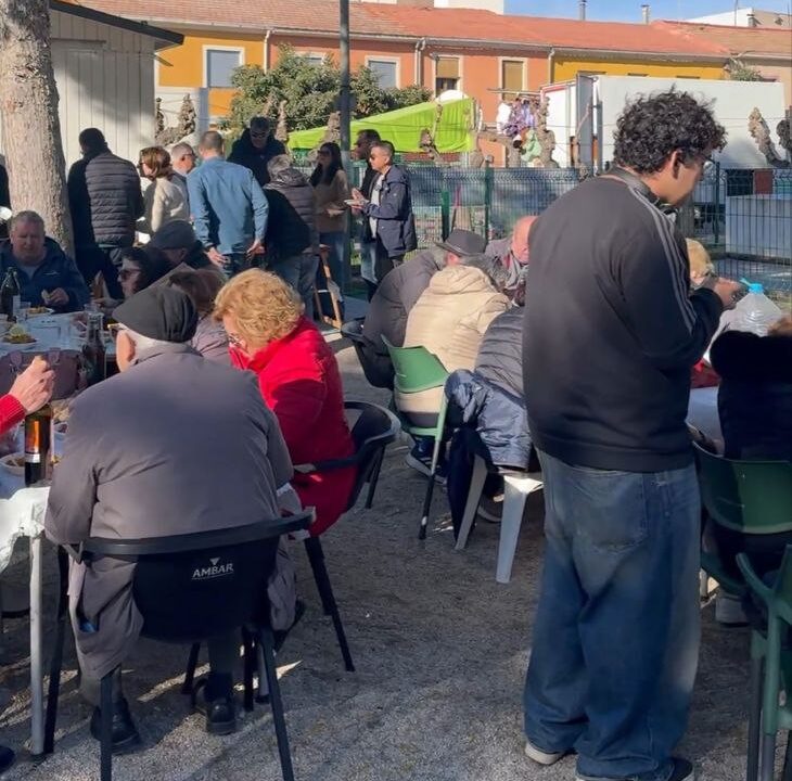 El PSOE celebra con los vecinos de Las Tejeras sus fiestas