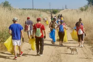 "alt="Proyecto Libera durante la primera jornada de limpieza en Burguillos de Toledo"