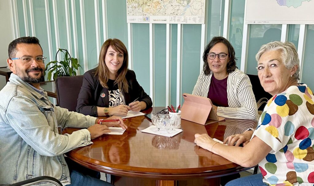 alt="reforzar los servicios sociales en Burguillos de Toledo"