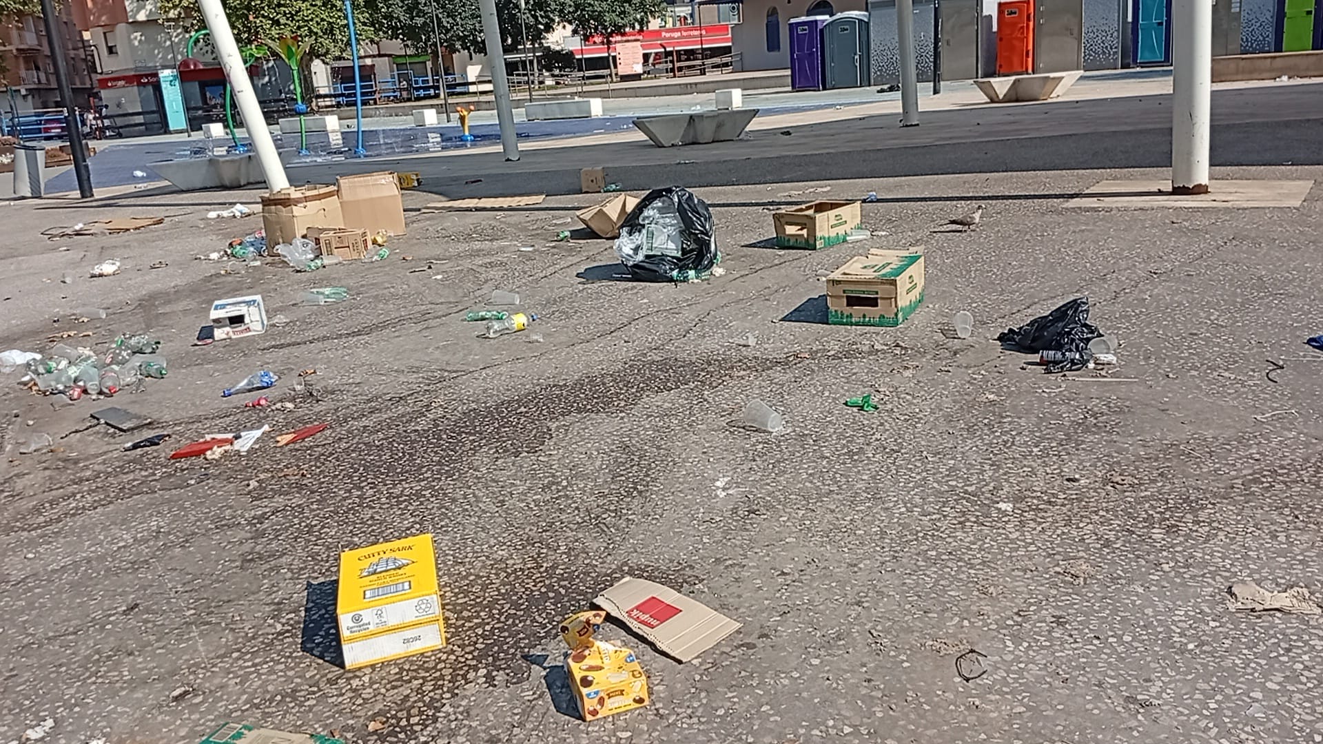 El PSPV lamenta que el PP s’oblide en el seu balanç de les festes de Sant Pere del caos del transport públic i la pèssima gestió del concert de Camela