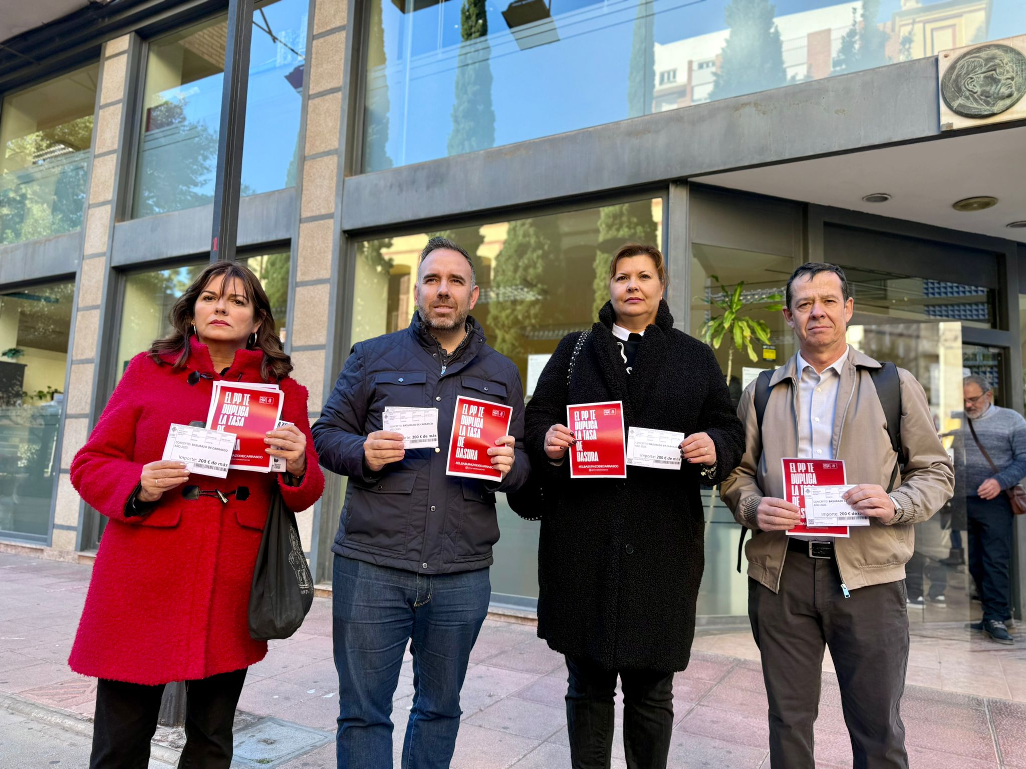 El PSPV de Castelló advierte a la ciudadanía que tiene que abonar la tasa de residuos antes del 31 de diciembre y anima a recurrir el Basurazo de Carrasco