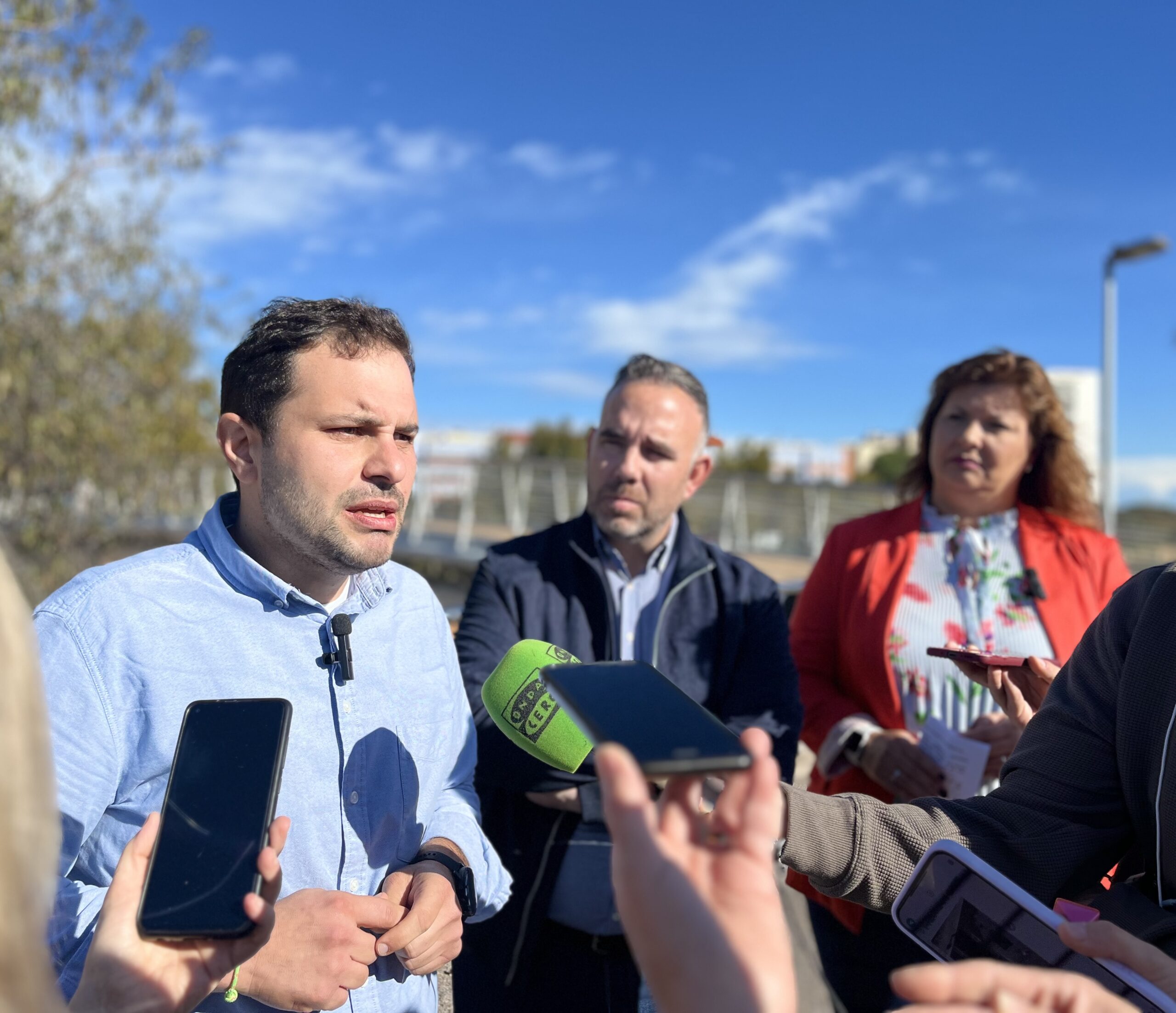 José Luis López: “Begoña Carrasco solo se preocupa por hacerse fotos de postureo mientras deja sin calefacción a decenas de estudiantes de Castelló”