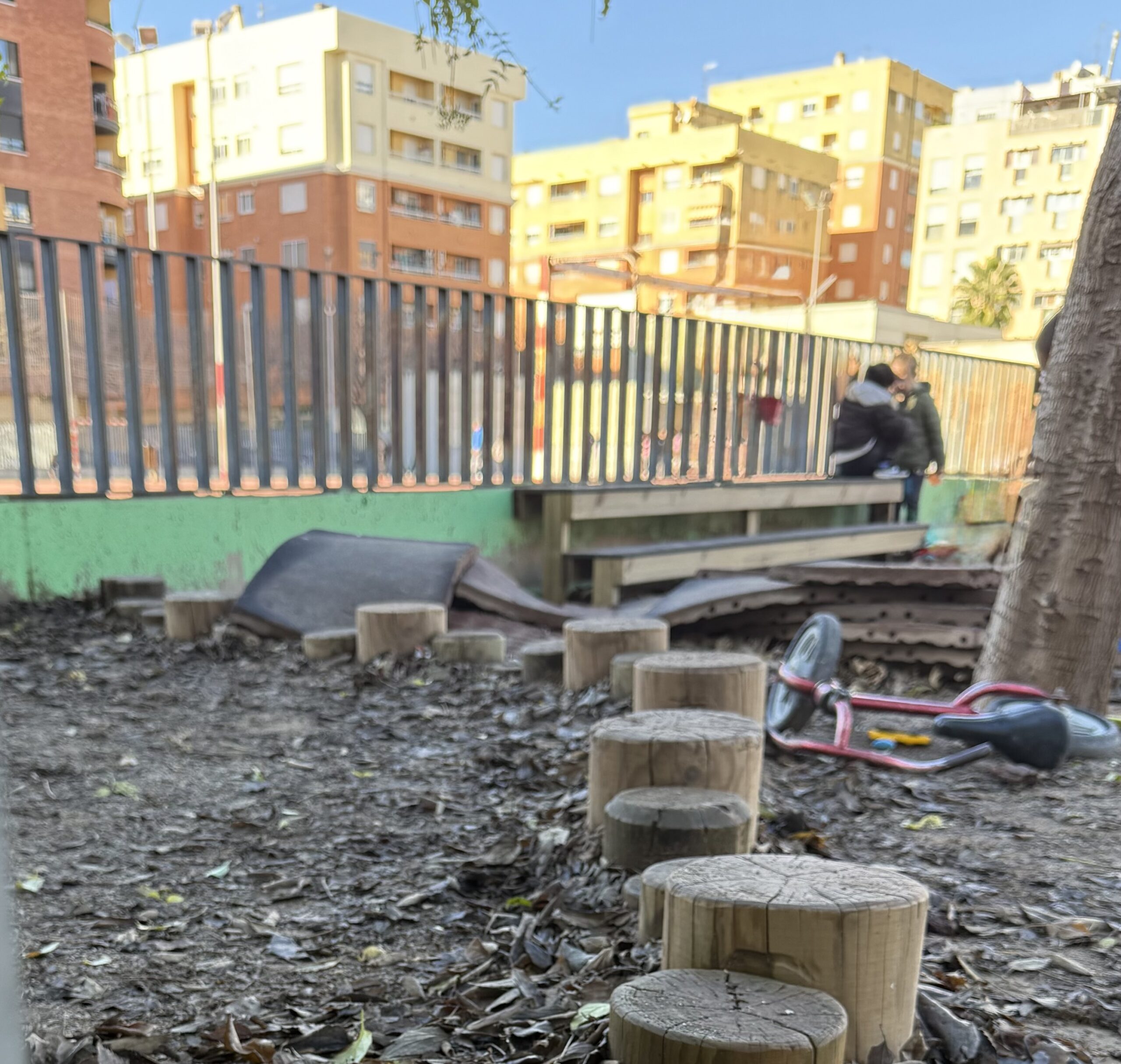 El PSPV insta a recuperar la distància entre sales de joc i centres educatius