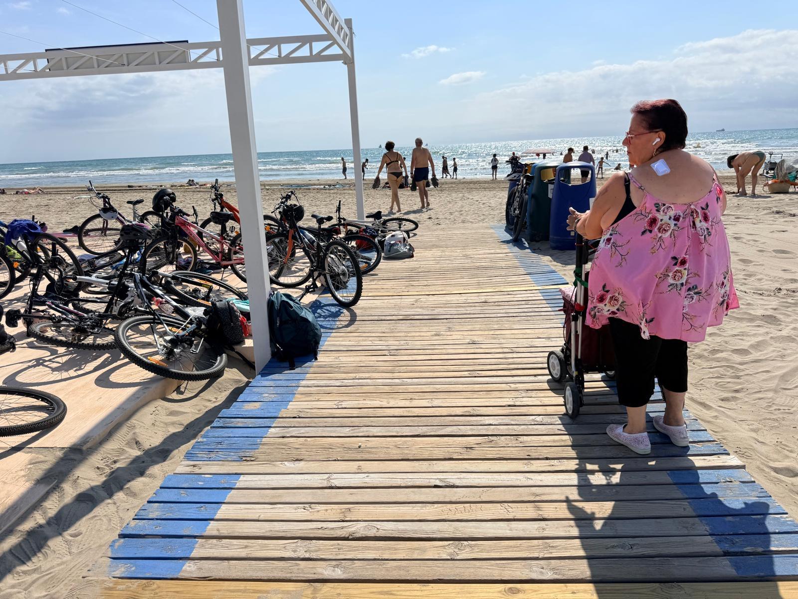 El PSPV denuncia noves deficiències a les platges accessibles de Castelló i acusa a Carrasco d’enganyar la ciutadania amb la seua contínua propaganda