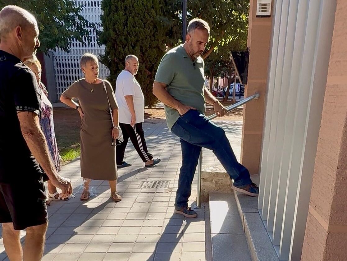 Simó: «Otros cuatro barrios de Castelló perderán los ascensores cofinanciados por Europa»