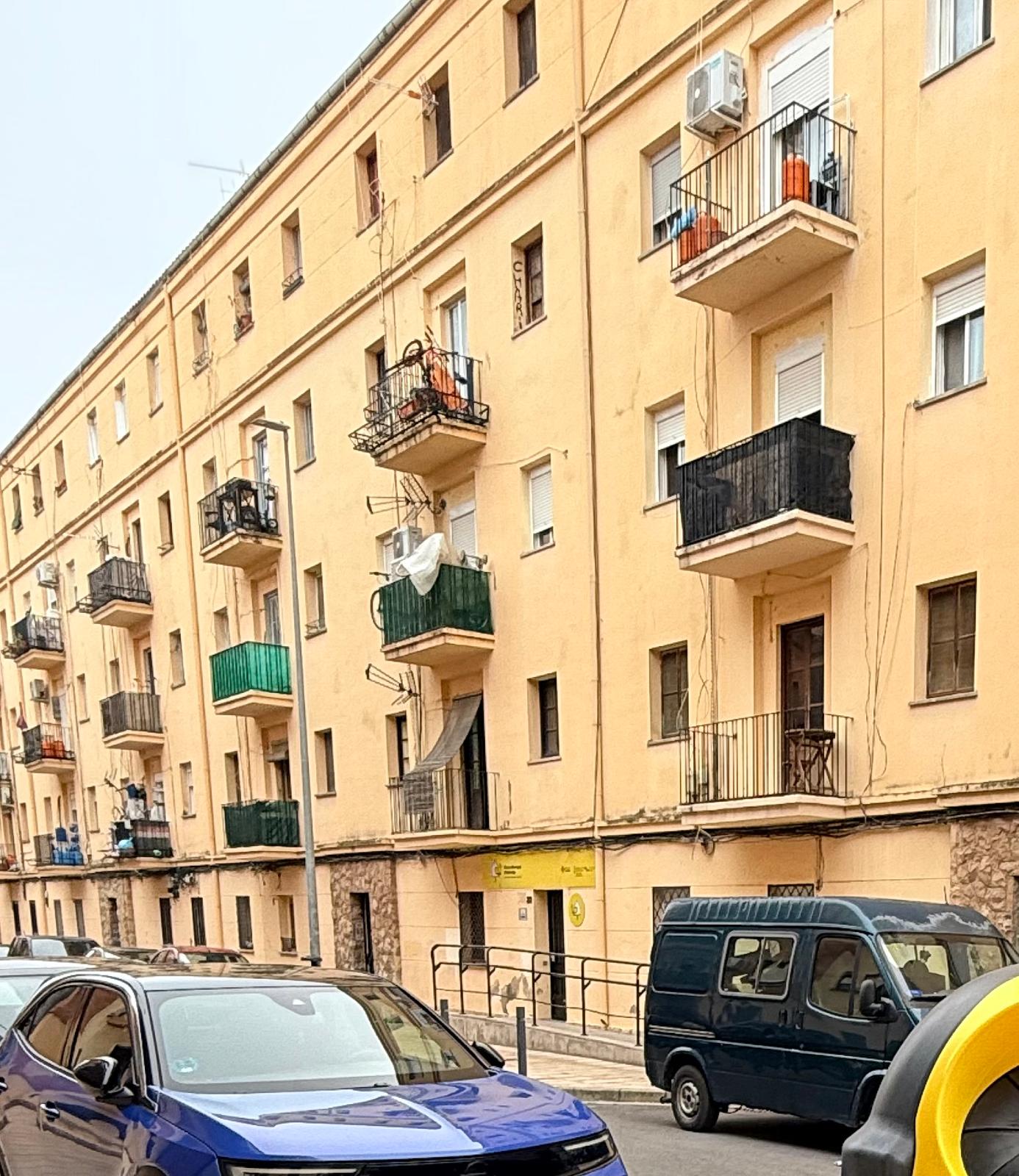 Simó proposa ajudes a propietaris per a condicionar i llogar habitatges buits