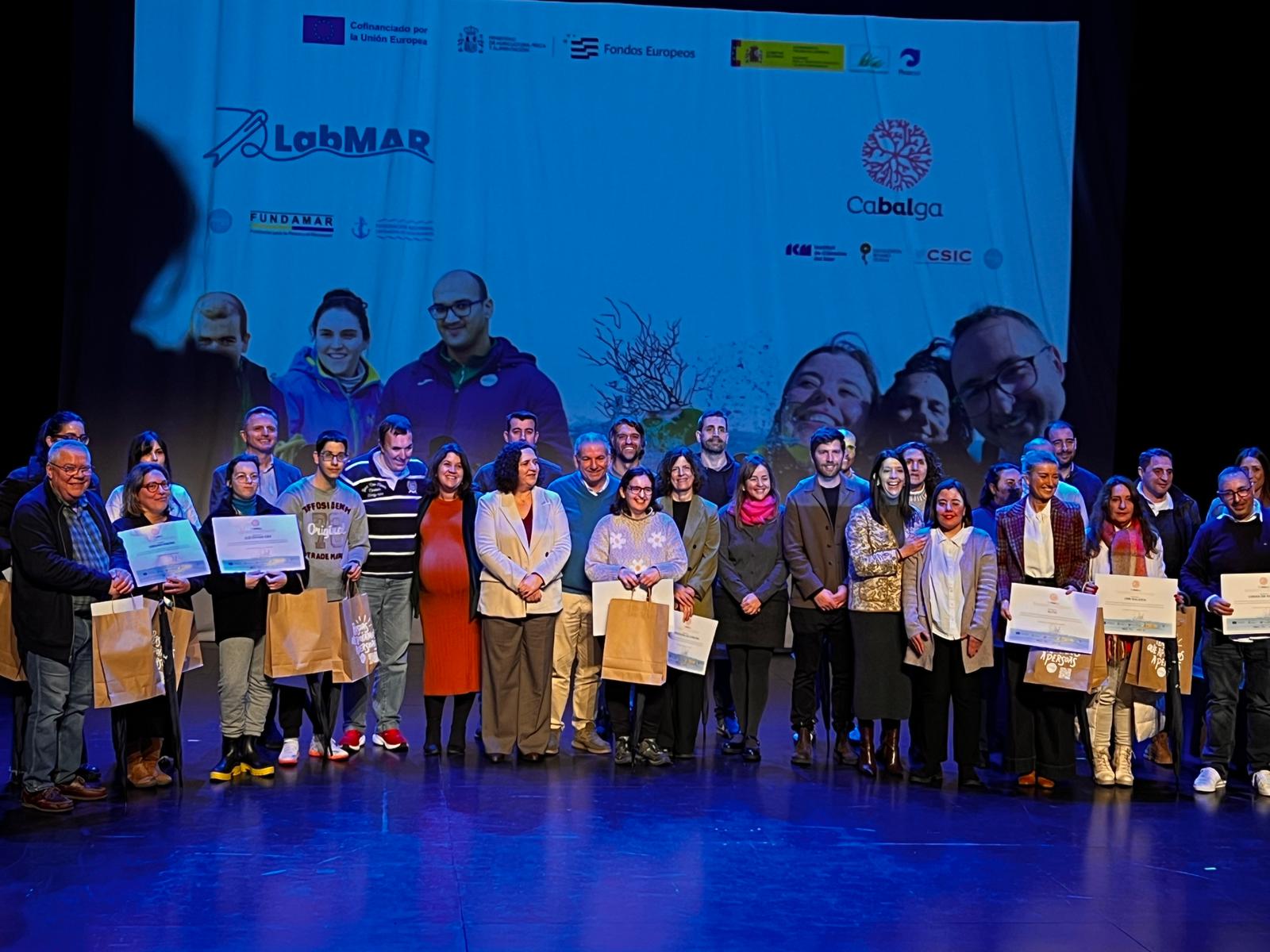Rosa Ana García destaca o compromiso da Deputación coa inclusión social e a defensa do medio mariño a través de AMICOS