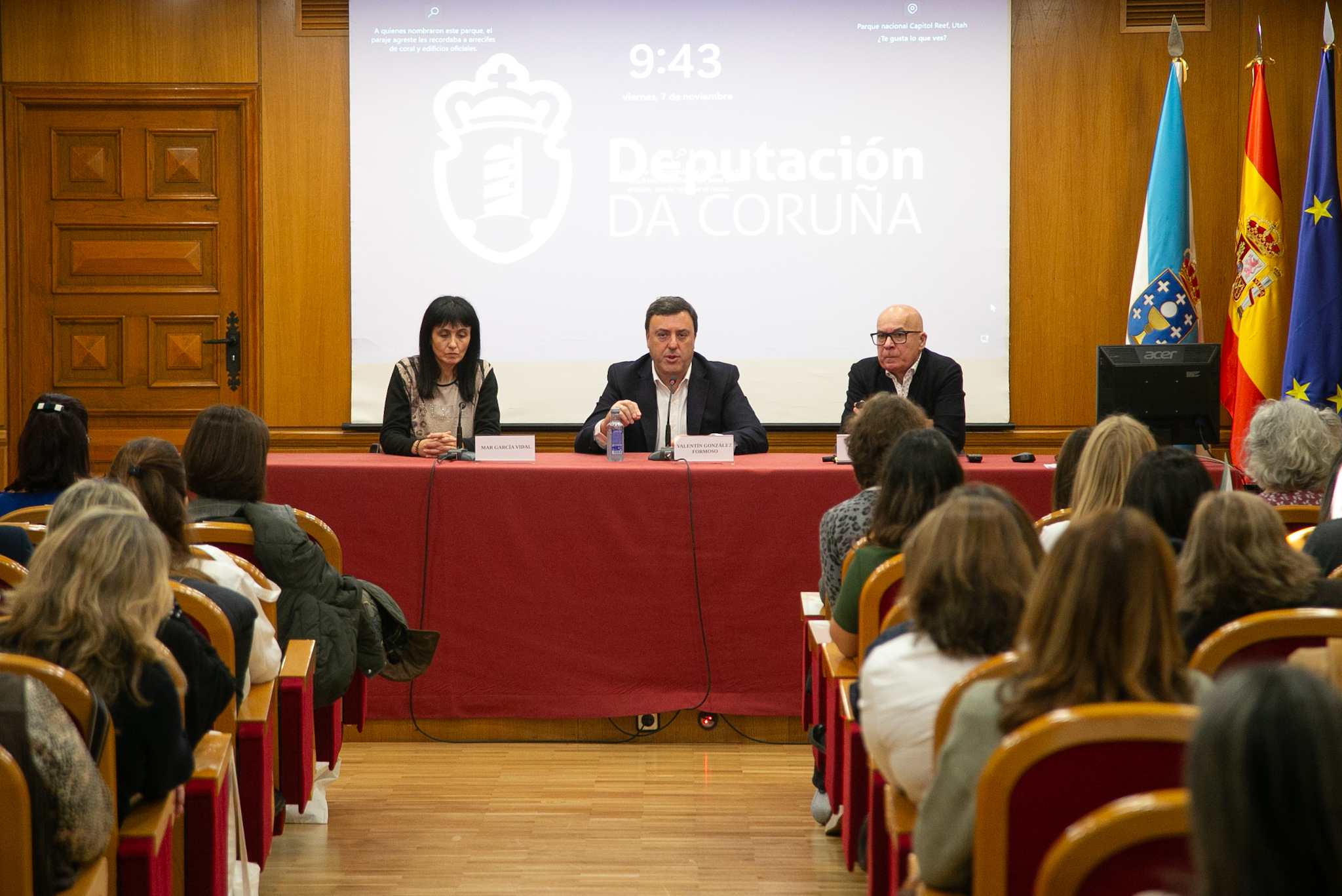 A Deputación da Coruña reforza os servizos sociais con 377.000 horas de axuda no fogar e 177 novos profesionais