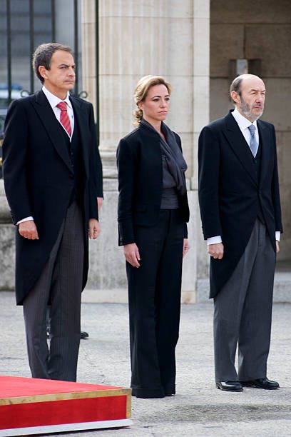 Alfredo Pérez Rubalcaba junto a José Luis Rodríguez Zapatero y Carme Chacón