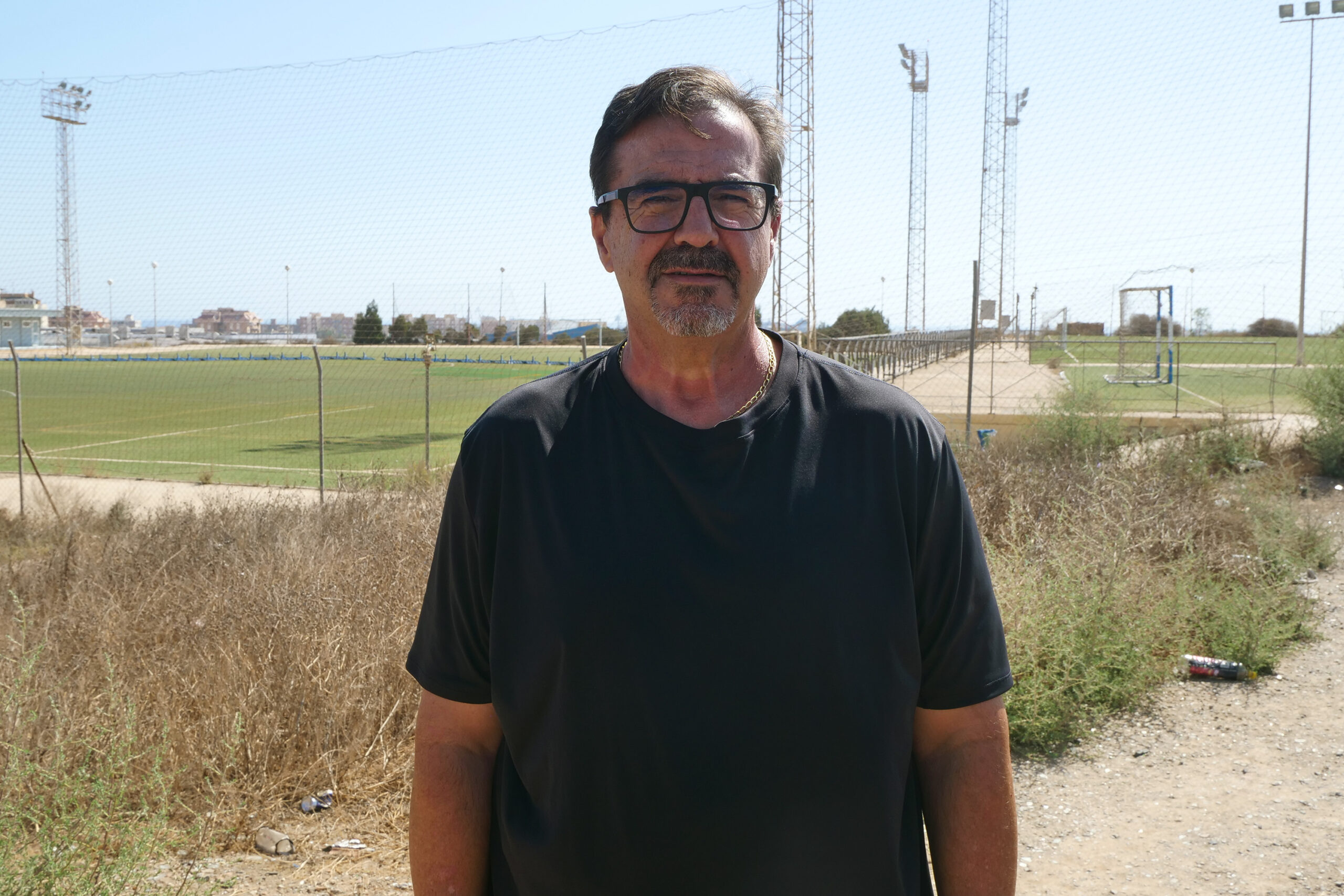 Muñoz Jaén denuncia el abandono de la Ciudad del Fútbol y el despilfarro del PP con cuatro nuevos campos sin planificación