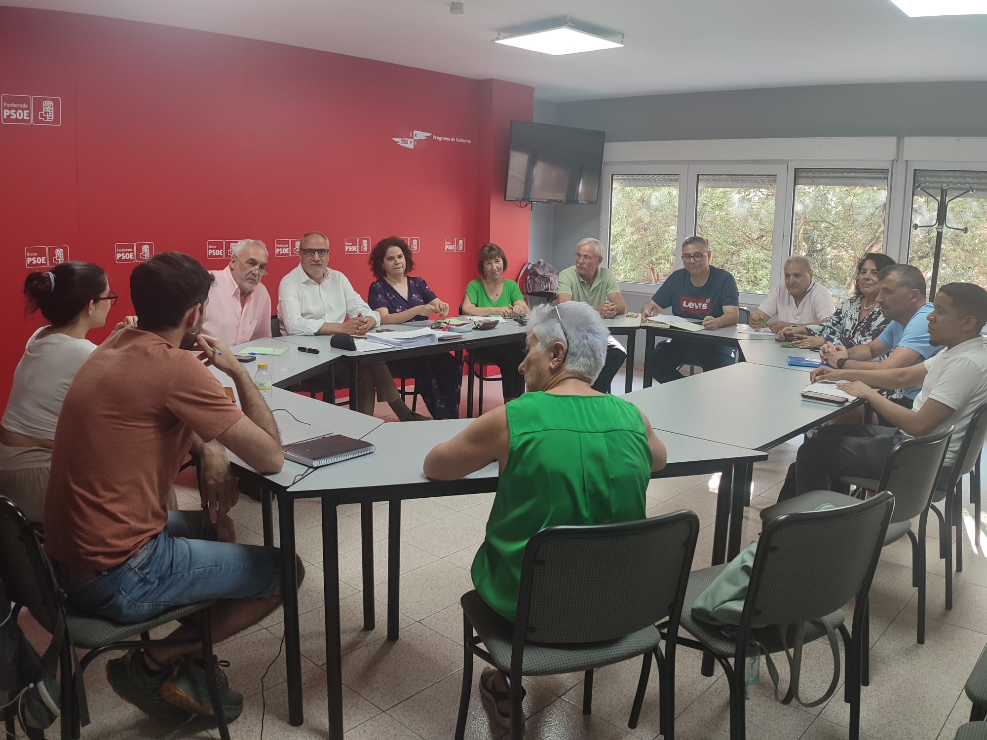 “El PSOE lamenta el esperpento presupuestario: Coalición por el Bierzo se corrige a sí misma una semana después»