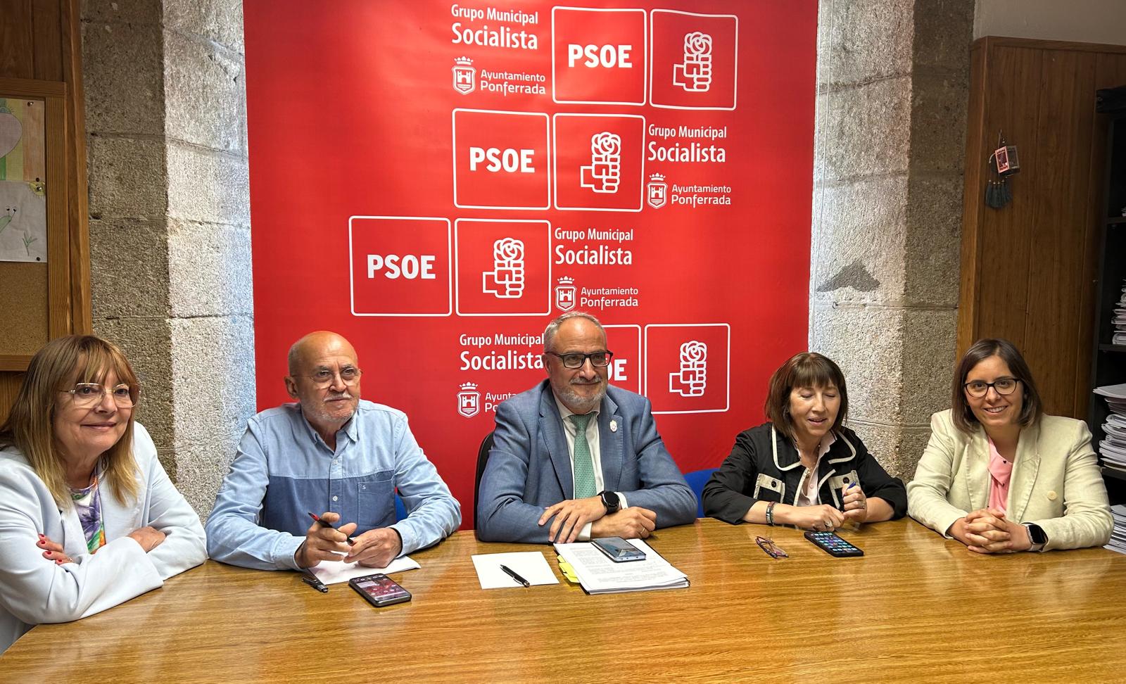 «El Grupo Socialista acusa al equipo de gobierno de Ponferrada de ignorar la igualdad y la cooperación al desarrollo al dejar sin presupuesto sus subvenciones»