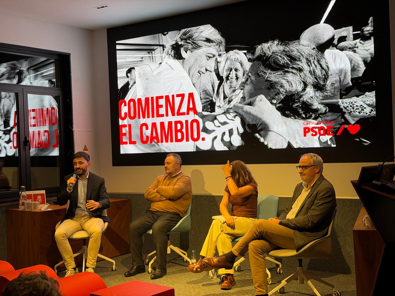 El secretario general del PSOE de Ponferrada reivindica en León el municipalismo socialista frente a las promesas incumplidas del PP en el Bierzo