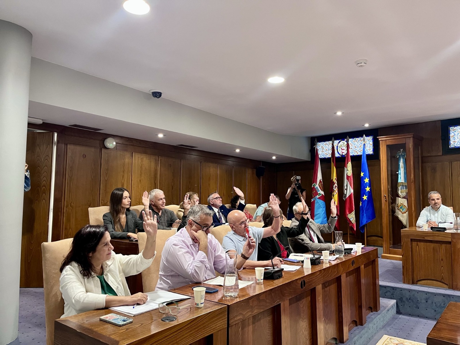 El Grupo Socialista votará a favor de la urbanización y cubrición del canal de Cornatel