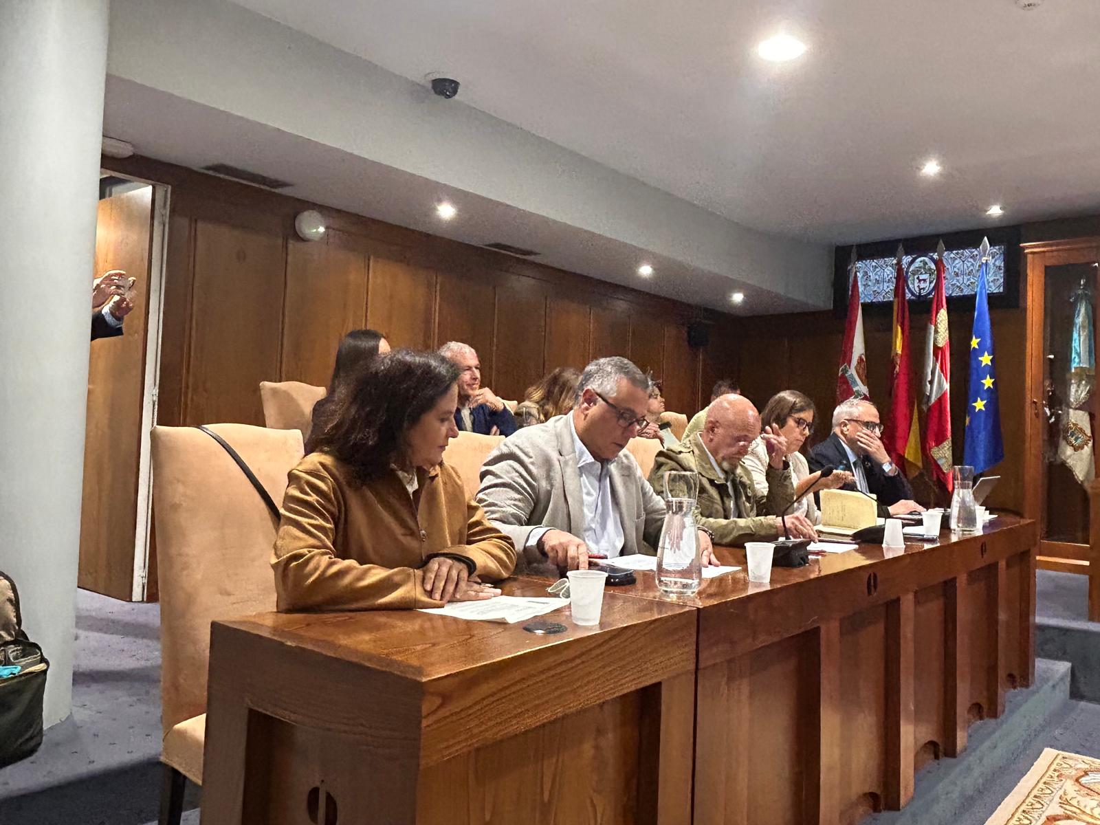 El PSOE Ponferrada denuncia la tardanza del equipo de gobierno para convocar las subvenciones para las asociaciones vecinales