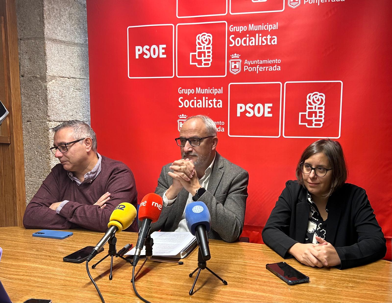 El PSOE Ponferrada demanda al Ayuntamiento por no cumplir con los principios democráticos
