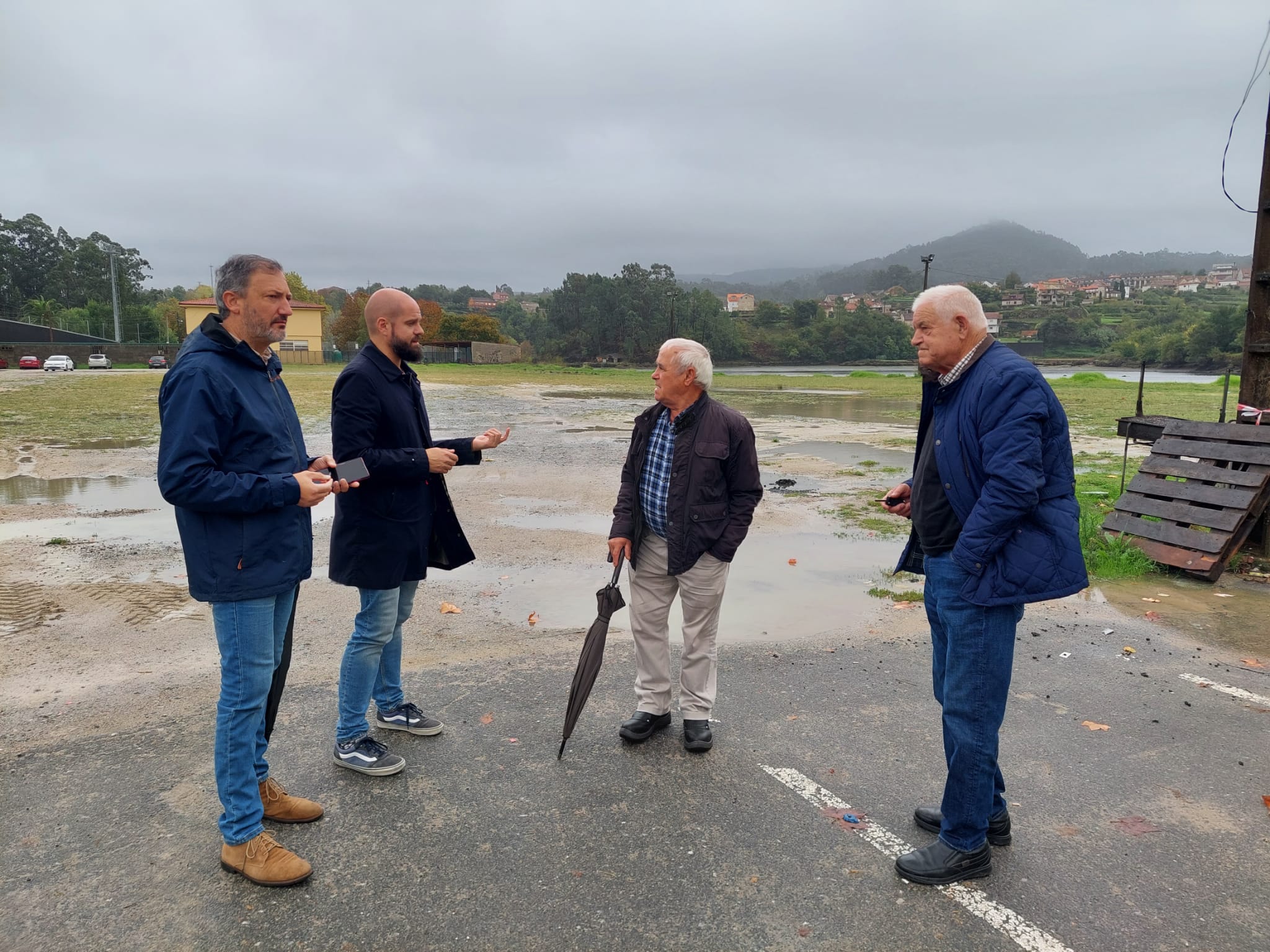 O PSOE urxe a Costas a reactivar o plan da estratexia Pontevedra Flúe para restaurar a antiga parcela do campo de fútbol de Ponte Sampaio