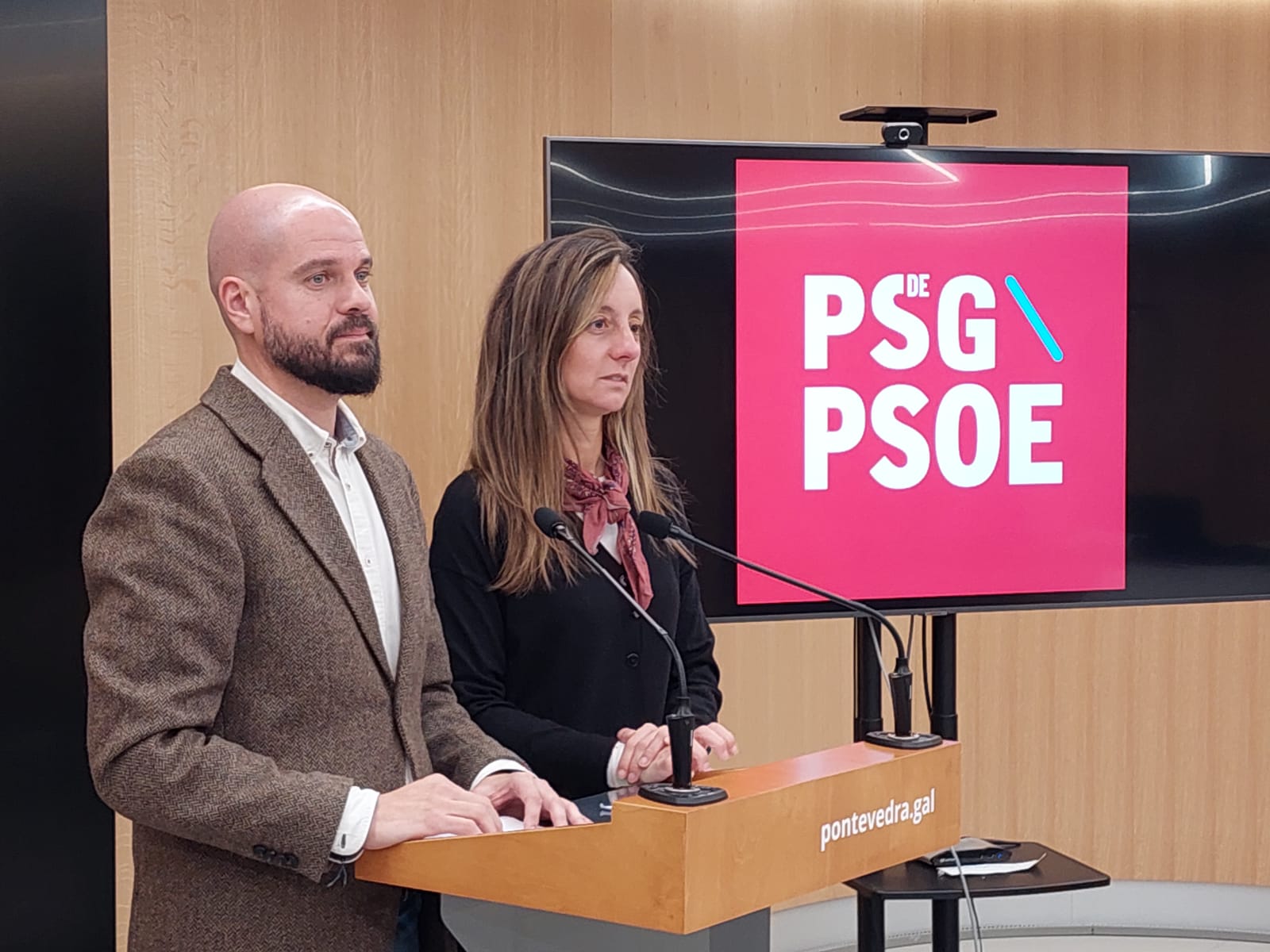 O PSOE eleva ao Parlamento Galego a presión para que Ence manteña tódolos postos de traballo na factoría de Pontevedra