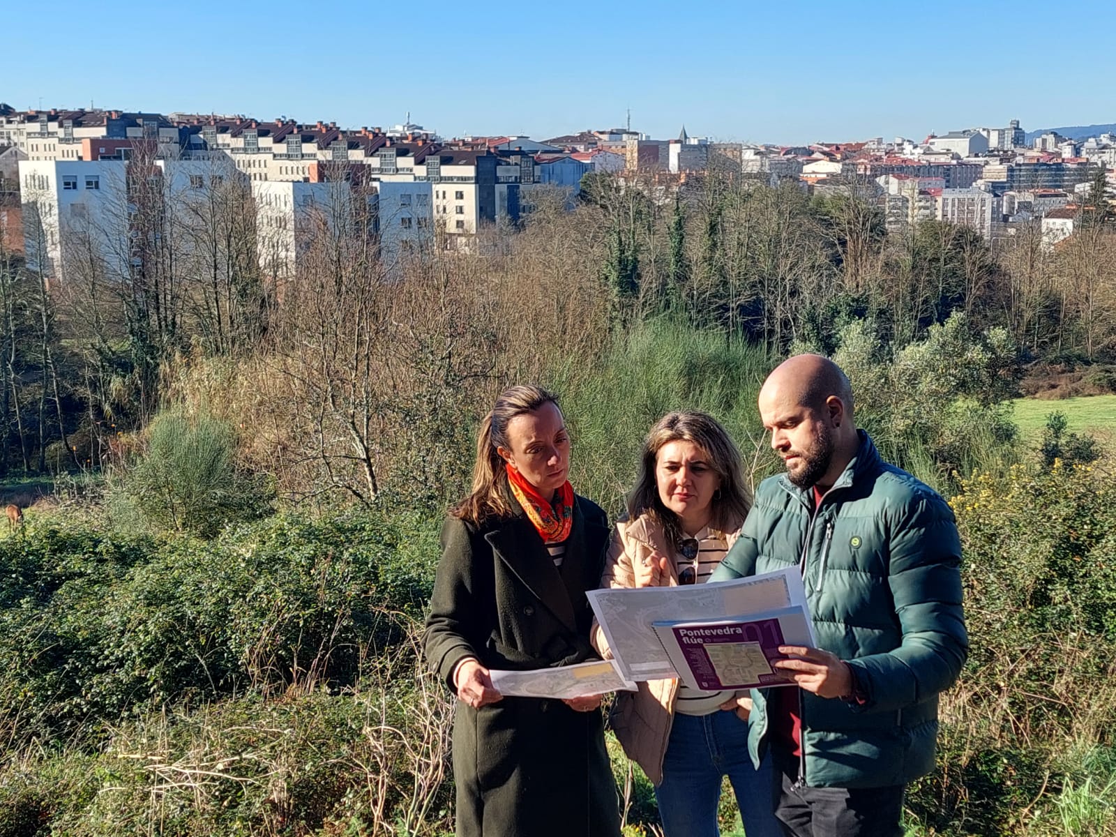 Puentes reclama actuacións de prevención complementarias ás lagoas de inundación natural proxectadas en Valdecorvos: a retirada do actual colector de fecais, a detección e eliminación de posibles obturacións no treito soterrado e a ampliación da galería do regato en determinados puntos para mellorar o alivio de agua cara ao Lérez