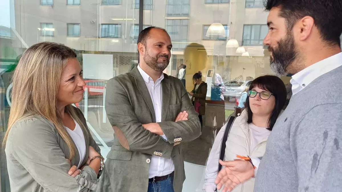 O PSOE critica a